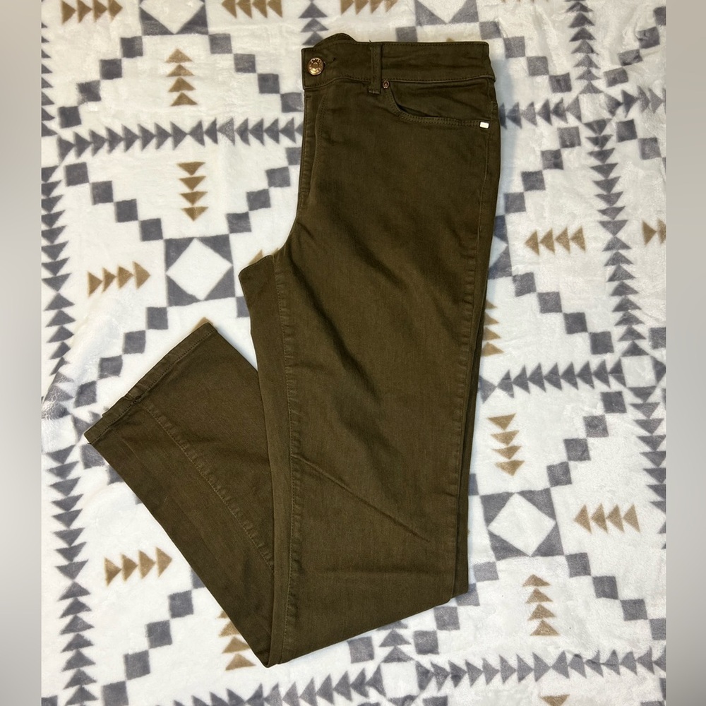The Platinum Jegging By Chico’s size 00.